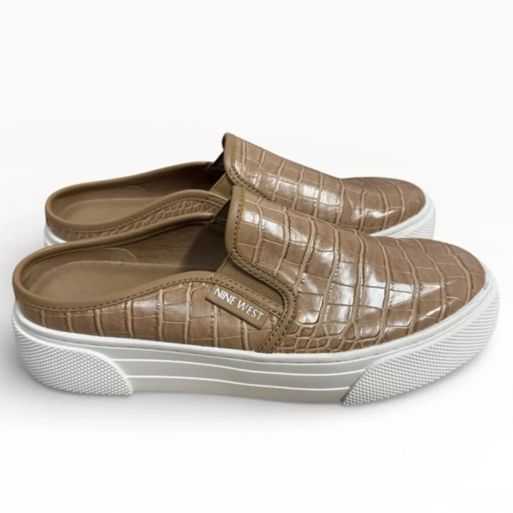 Nine West Hayzel Croc Embossed Slip On Platform Sneaker Mules Size 7.5